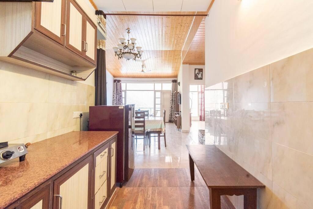 Kasauli Edge Apt With Balcony Extérieur photo