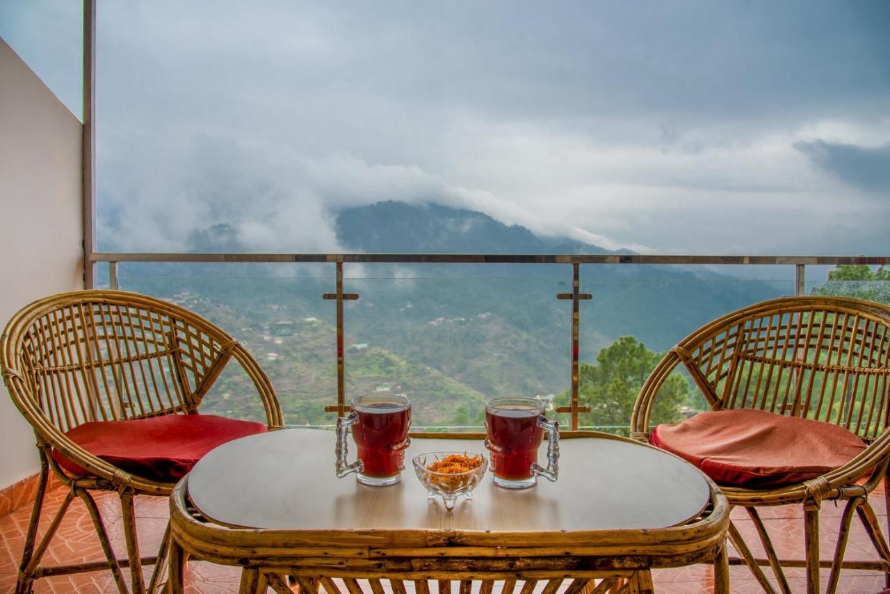 Kasauli Edge Apt With Balcony Extérieur photo